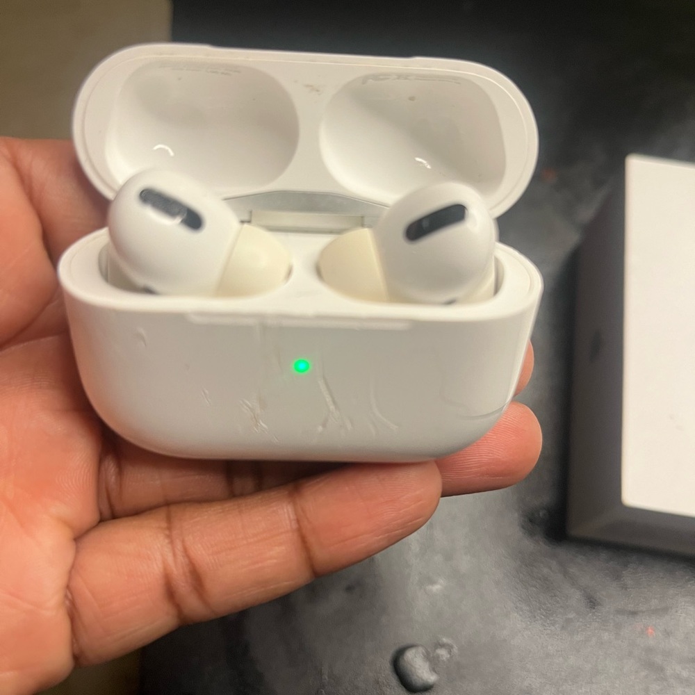 Apple AirPods Pro